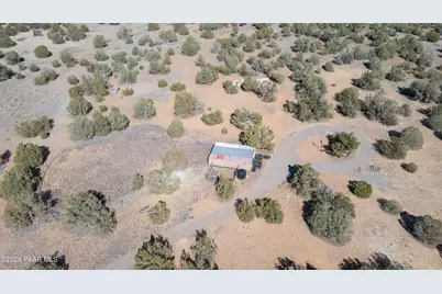 38236 W Howling Coyote Road, Seligman, AZ 86337 - Photo 57