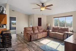 38236 W Howling Coyote Rd, Seligman, AZ 86337 - Photo 13