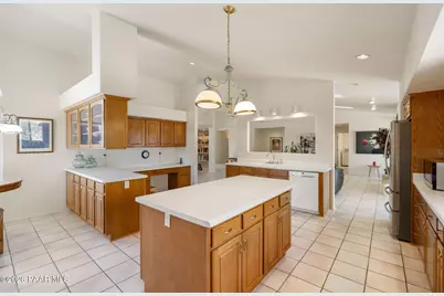 11430 E Manzanita Trail, Dewey-Humboldt, AZ 86327 - Photo 7