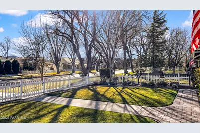 230 N Mount Vernon Avenue, Prescott, AZ 86301 - Photo 3