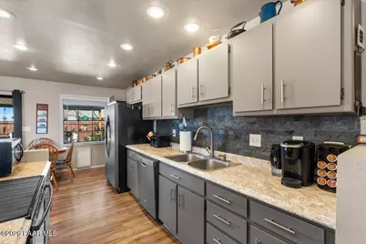 8970 E Flapjack Road, Prescott Valley, AZ 86314 - Photo 9