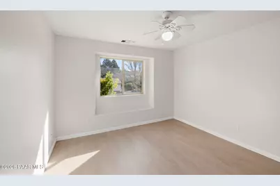 644 N Hopi Trail, Dewey-Humboldt, AZ 86327 - Photo 9