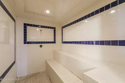 1810 E Blacklidge Drive #417, Tucson, AZ 85719 - Photo 15