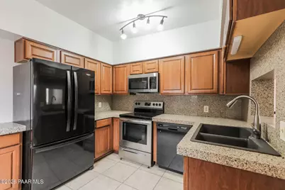 1810 E Blacklidge Drive #417, Tucson, AZ 85719 - Photo 5