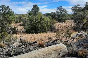 36875 W Aventura Nueva Rd, Seligman, AZ 86337 - Photo 23