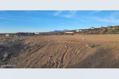 14393 E White Drive, Dewey-Humboldt, AZ 86327 - Photo 21