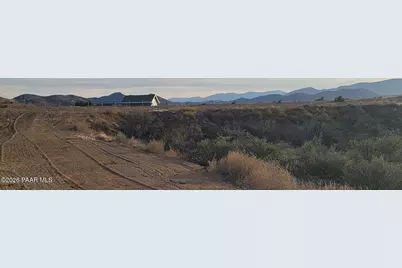 14393 E White Drive, Dewey-Humboldt, AZ 86327 - Photo 13