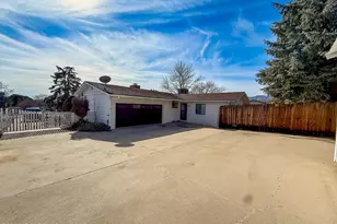 10746 E Manzanita Trail, Dewey-Humboldt, AZ 86327 - Photo 31