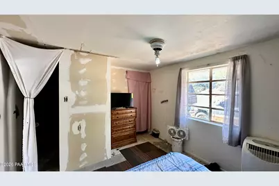 32240 S Lisa Drive, Black Canyon City, AZ 85324 - Photo 13