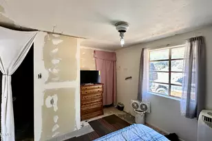 32240 S Lisa Dr, Black Canyon City, AZ 85324 - Photo 13