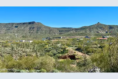 32240 S Lisa Drive, Black Canyon City, AZ 85324 - Photo 23