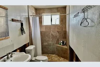 32240 S Lisa Drive, Black Canyon City, AZ 85324 - Photo 15