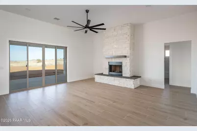 11938 N Hickory Drive, Prescott Valley, AZ 86315 - Photo 11