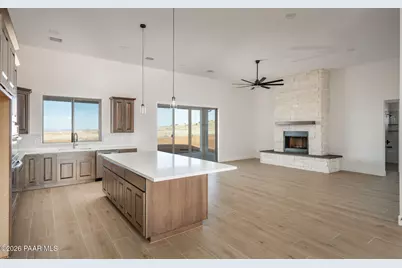 11938 N Hickory Drive, Prescott Valley, AZ 86315 - Photo 5