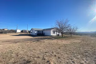 6880 S Windmill Rd, Skull Valley, AZ 86338 - Photo 1