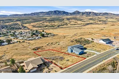10097 E Old Black Canyon Highway, Dewey-Humboldt, AZ 86327 - Photo 5