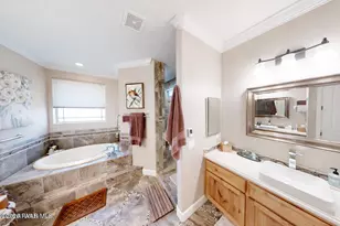 1233 S Lakeview Dr, Prescott, AZ 86301 - Photo 27