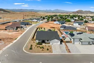 8582 N Suzanna Dr, Prescott Valley, AZ 86315 - Photo 35