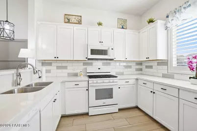 6396 E Hickory Grove Lane, Prescott Valley, AZ 86314 - Photo 13