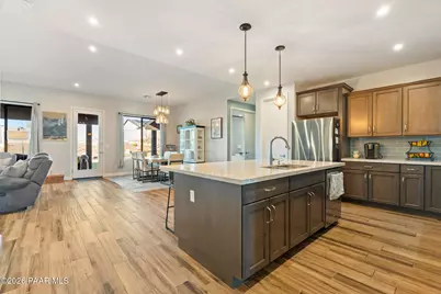 4878 N Glasgow Place, Prescott Valley, AZ 86314 - Photo 7