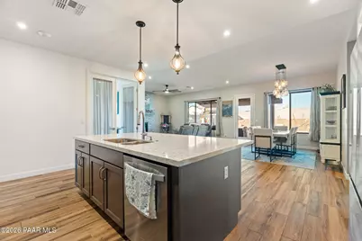 4878 N Glasgow Place, Prescott Valley, AZ 86314 - Photo 9