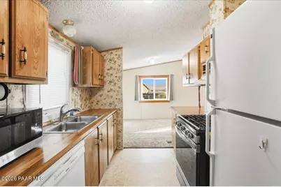 3821 N Robin Drive, Prescott Valley, AZ 86314 - Photo 9