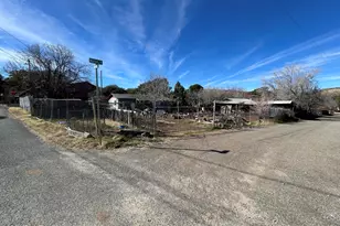 16614 W Shrine Dr, Yarnell, AZ 85362 - Photo 15