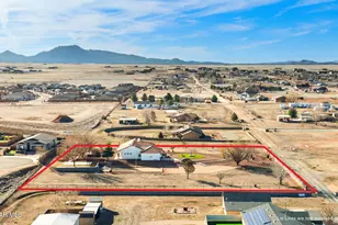 7925 E Acre Way, Prescott Valley, AZ 86315 - Photo 33