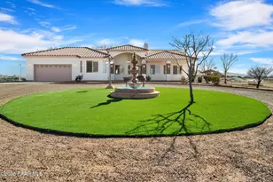 7925 E Acre Way, Prescott Valley, AZ 86315 - Photo 3