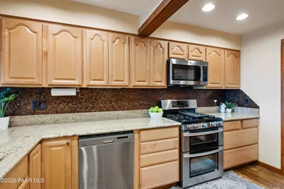 1073 N Broken Wagon Trail, Dewey-Humboldt, AZ 86327 - Photo 15