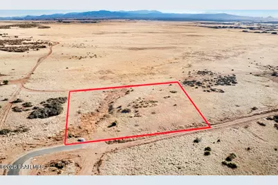 9006 N Velvet Forest Way, Prescott Valley, AZ 86315 - Photo 7