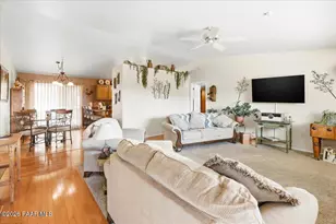 10812 E Buckboard Trail, Dewey-Humboldt, AZ 86327 - Photo 9