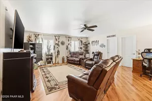 10812 E Buckboard Trail, Dewey-Humboldt, AZ 86327 - Photo 17