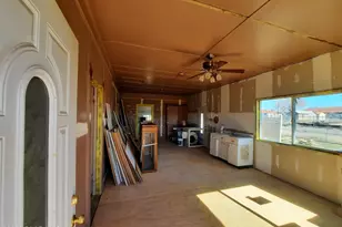 22510 W Railroad Ave, Seligman, AZ 86337 - Photo 5