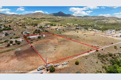 2900 S Holiday Drive, Dewey-Humboldt, AZ 86327 - Photo 33