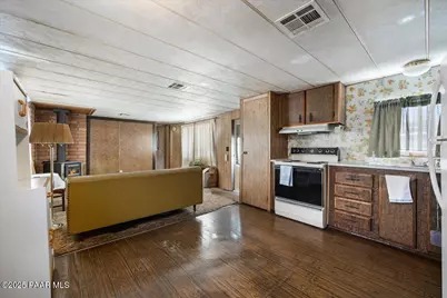 2900 S Holiday Drive, Dewey-Humboldt, AZ 86327 - Photo 7