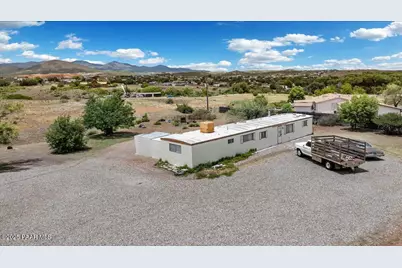 2900 S Holiday Drive, Dewey-Humboldt, AZ 86327 - Photo 3