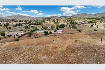 2900 S Holiday Drive, Dewey-Humboldt, AZ 86327 - Photo 25