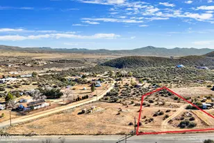 655 S Martha Way, Dewey-Humboldt, AZ 86327 - Photo 1