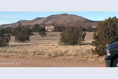 32134 W Forest Lane, Seligman, AZ 86337 - Photo 9