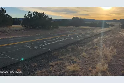 32174 W Forest Lane, Seligman, AZ 86337 - Photo 3