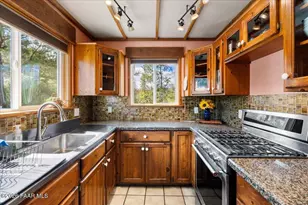 2285 W Thumb Butte Rd, Prescott, AZ 86305 - Photo 13