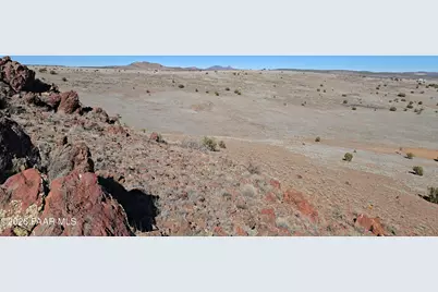 102C W Falcon Flight, Ash Fork, AZ 86320 - Photo 1