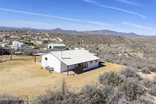 7580 W Lowell Dr, Kirkland, AZ 86332 - Photo 5