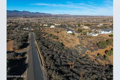 14464 E White Drive, Dewey-Humboldt, AZ 86327 - Photo 13