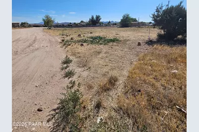 25060 N Cedar Drive, Paulden, AZ 86334 - Photo 5