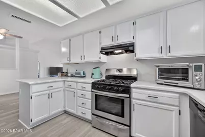 7384 E Grandview Drive, Prescott Valley, AZ 86314 - Photo 13