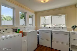 105 S Alarcon St, Prescott, AZ 86303 - Photo 29