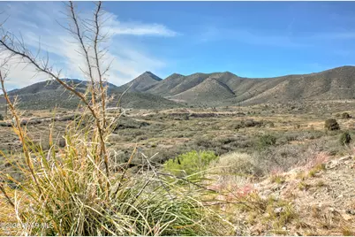 1016 N Wide Open Trail, Prescott Valley, AZ 86314 - Photo 43