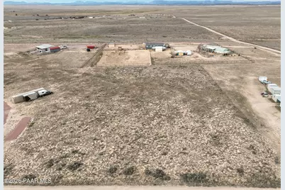 26930 N Dark Sky Drive, Paulden, AZ 86334 - Photo 7